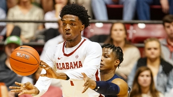 Alabama hands No. 4 Auburn first loss of the season in 83-64 blowout