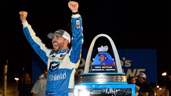 FINAL LAPS: Ross Chastain prevails on late restart to win at Gateway