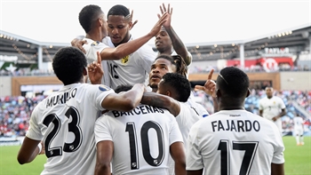 Panama's Edgar Yoel Barcenas scores in Gold Cup, does baby celebration for son's birthday