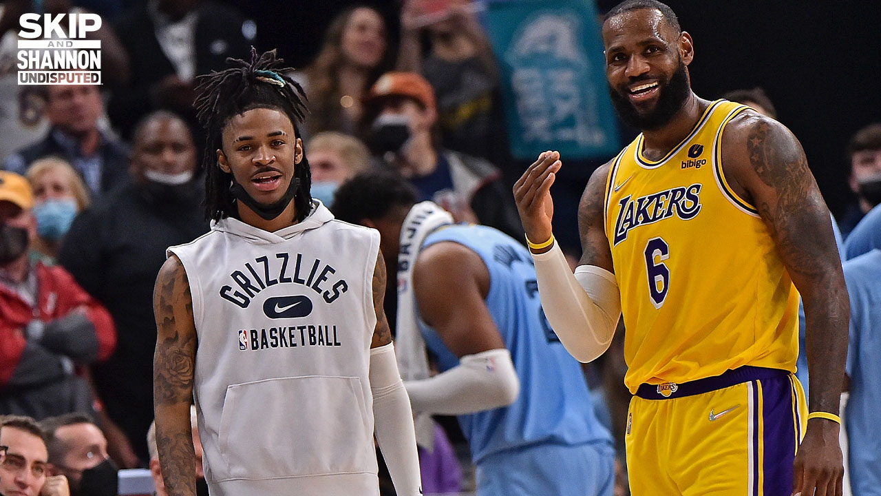 Chris Broussard: The Lakers continuously collapse all season because they are old I UNDISPUTED