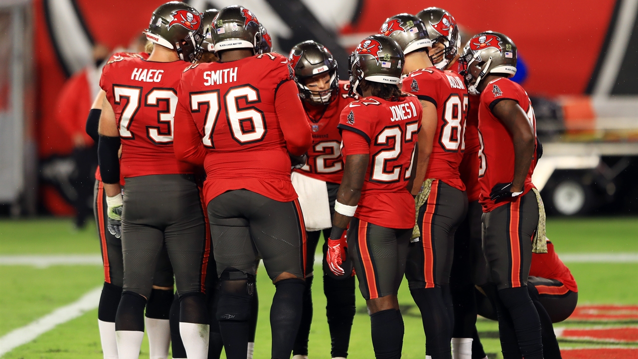 Buccaneers are still 'clear-cut favorites' in the NFC -- Tony Gonzalez