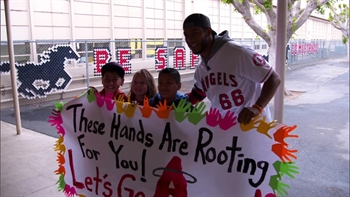 Angels Weekly: JC Ramirez gains 600 friends during elementary school visit