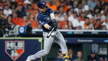 Travis d'Arnaud brings 'exciting' power to Braves' catching duo