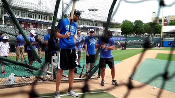 Maxi Learning how to Bat | 2018 Heroes Celebrity Baseball Game