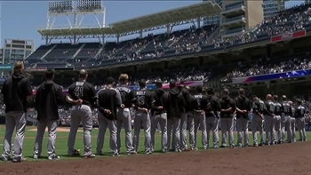 Marlins, Padres hold moment of silence on Memorial Day